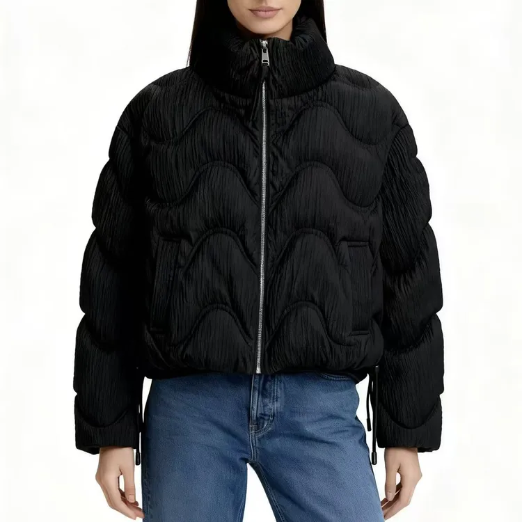 【江南风】三宅风净色鹅绒立领波浪绗缝线羽绒服H201YR02D35171