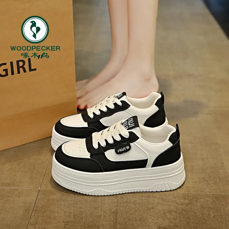 啄木鸟松糕厚底加绒小白鞋女秋冬新款百搭爆款面包鞋休闲女款板鞋