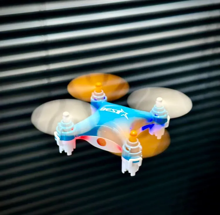 迷你掌上飞机耐摔悬浮充电创意玩具遥控飞机玩具创意驾车个人用品