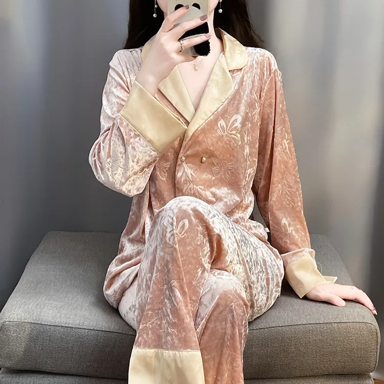 tpvl2025新款轻奢金钻绒睡衣女秋冬家居服套装高级感可外穿双排扣