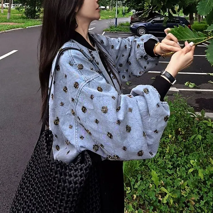 欧货设计感洋气别致外套春秋新款2025百搭休闲重工钉珠长袖开衫女