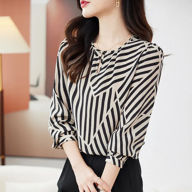 杭州真丝桑蚕丝衬衫女时尚条纹显瘦2025春夏新款小衫气质百搭上衣