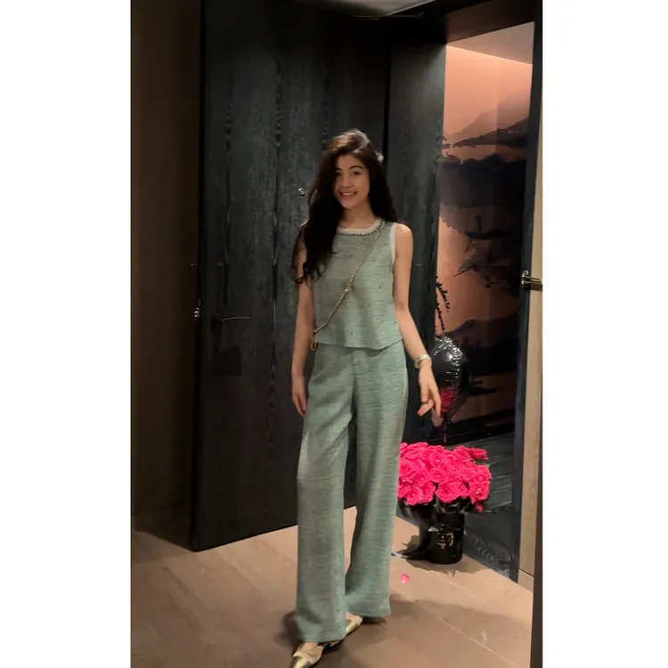 N.COU妮蔻25夏新款简约洋气重工钉珠拼接撞色无袖上衣套装DY10010