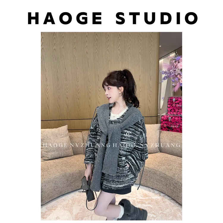 【千寻严选】小香羽绒服外套预HGQ5WT4159A（不含胸针）时尚气质设计