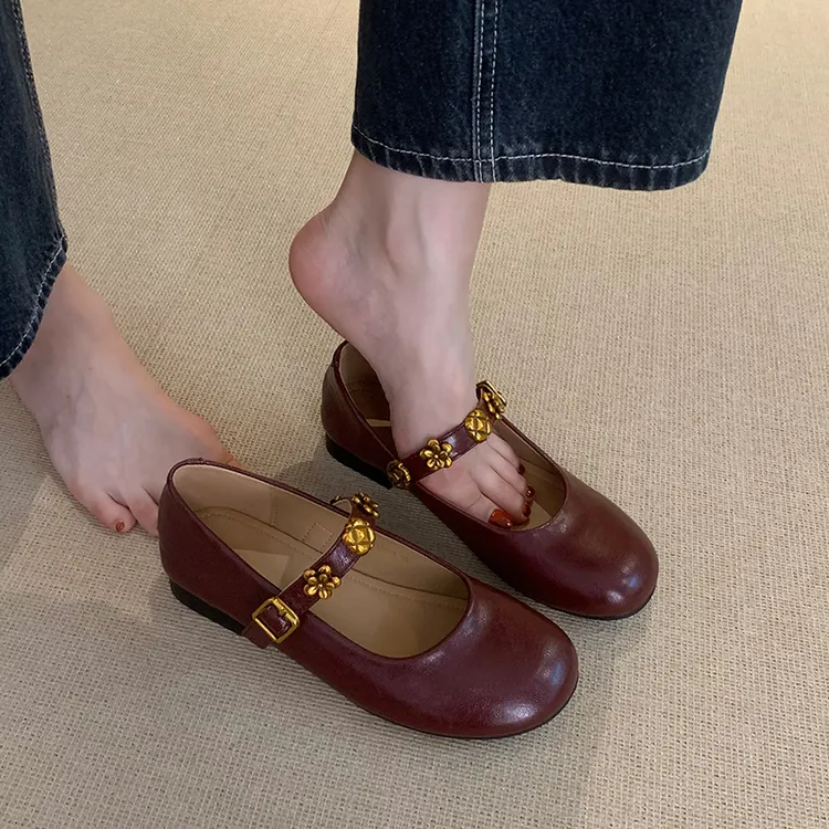 真皮超软鞋子平底法式单鞋女2025春季新款酒红色配裙子玛丽珍女鞋