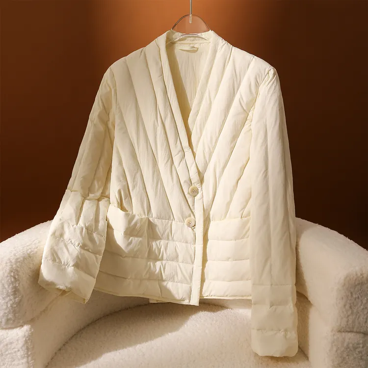 轻薄保暖长袖背心马甲女款2025新款外穿时尚洋气叠穿百搭羽绒上衣