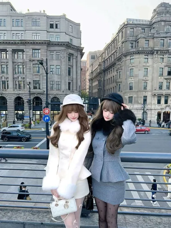 少女留洋千金风重工毛领收腰毛呢外套女冬季高腰包臀半裙两件套