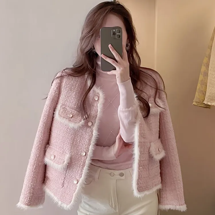 加厚女时尚短外套毛绒法式小香风气质名媛上衣飞飞袖