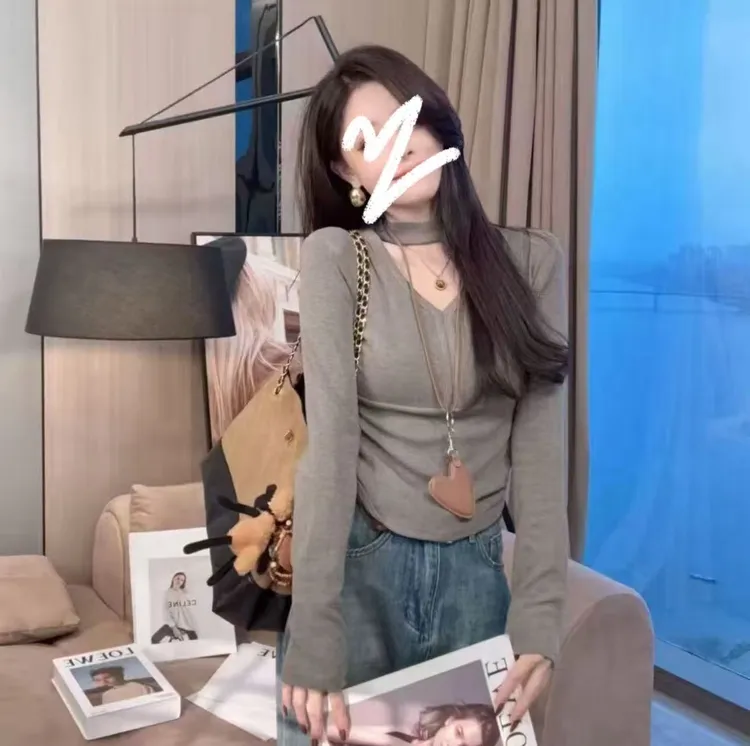 辣妹风短款常规款长袖设计款V领T恤打底衫女士纯色网红9112