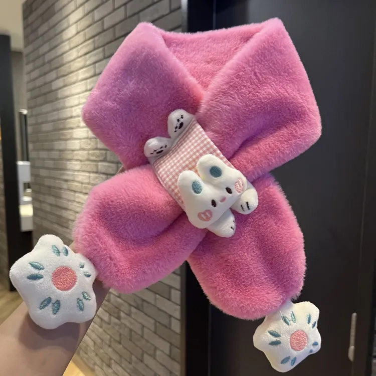 冬季儿童毛绒围巾男童女孩加厚防风保暖新款宝宝可爱卡通围脖交叉