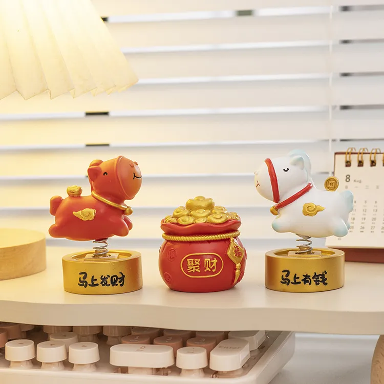 创意卡通摇头生肖小马摆件家居办公室桌面解压情绪车载装饰品礼物