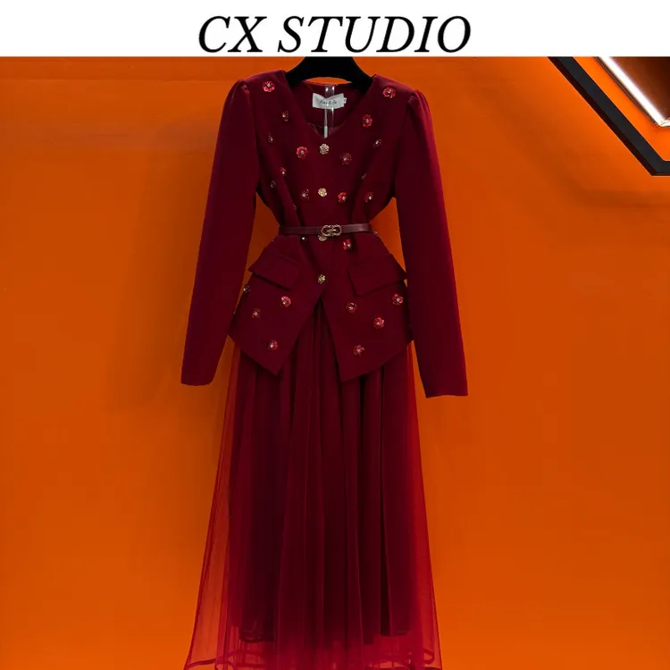 YC编码09 经典收腰轻奢时尚套装（定制女装）HY8155