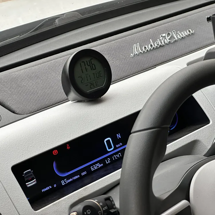 新款车载电子时钟  太阳能电池电子表 温度时间一体带夜光时钟