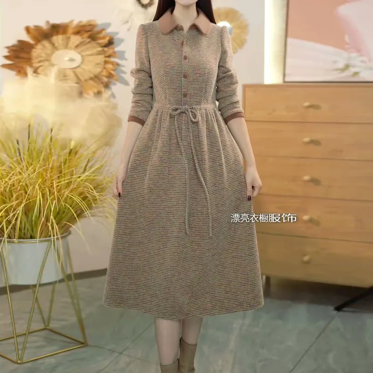 贵妃绒2025秋冬新款优雅温柔修身显瘦打底百搭气质连衣裙M-4XL