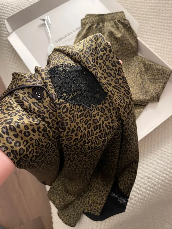 法式复古蕾丝豹纹冰丝睡衣女春秋2025新款大码长袖长裤家居服套装