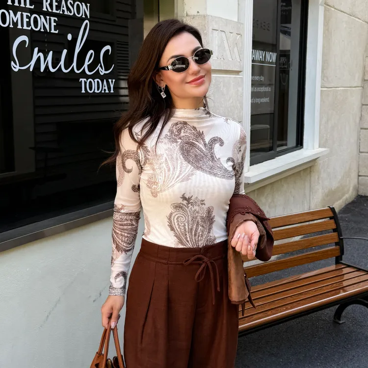 MUBINE 新爆款时髦修身显瘦复古腰果印花网纱打底衫 25199