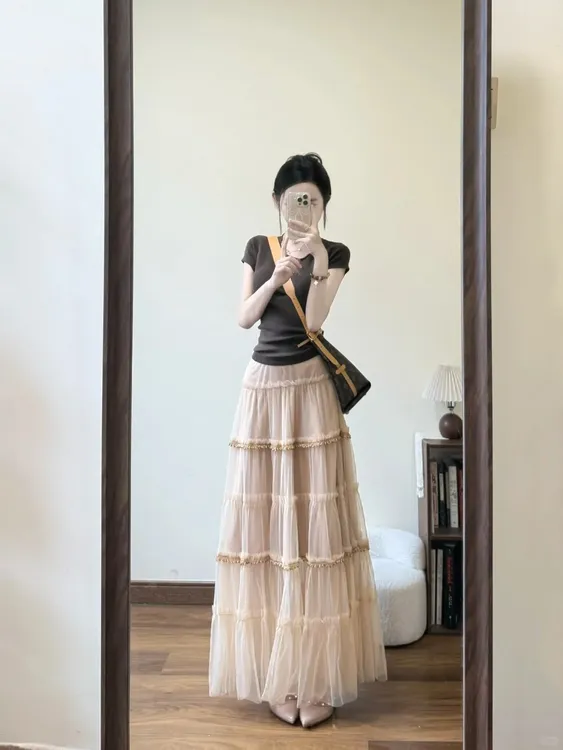 法式温柔风圆领正肩露背短袖T恤女夏季气质高腰显瘦半身裙两件套