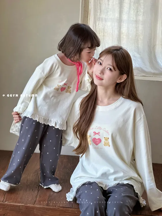 女童长袖t恤秋装2025新款洋气休闲儿童打底衫女宝宝上衣亲子春秋