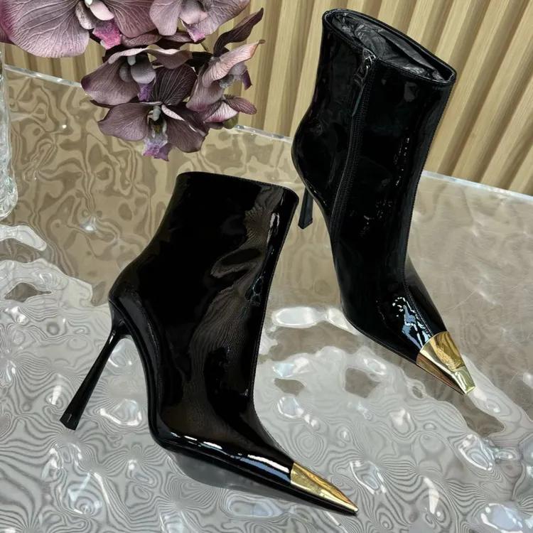 杨树林同款细跟高跟短靴女款2025秋冬季新款漆皮显瘦小个子时装靴