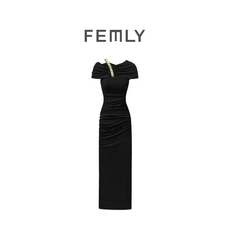 FEMLY/法曼丽 轻奢优雅小众设计时尚露肩修身连衣裙3166