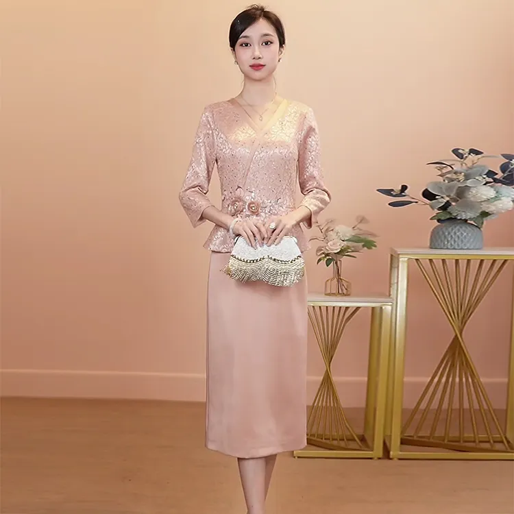 喜婆婆妈妈装2025新款爆款洋气丈母娘礼服婚宴装敬酒服妈妈高级感