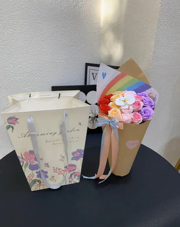 网红冰淇淋花束包装袋 梯形手提袋高级感小清新印花 花束包装纸袋