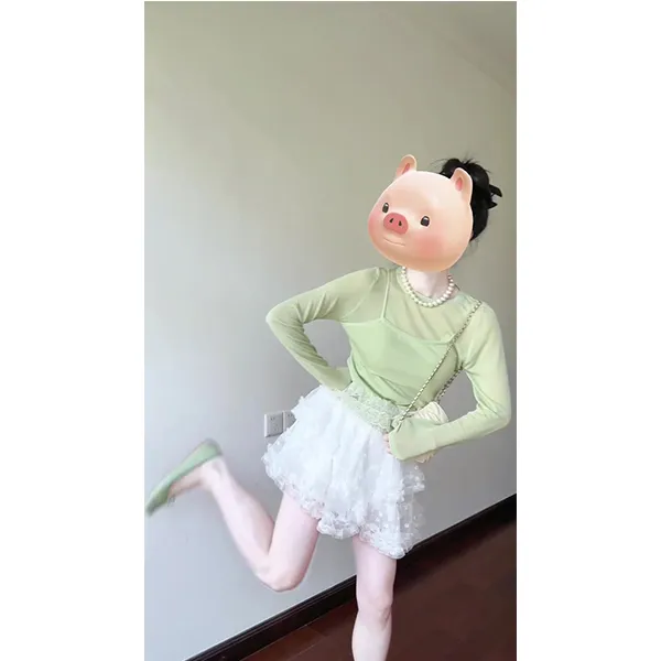 绿色假两件叠穿女高级小众不撞款气质洋气独特别致上衣短裙两件套