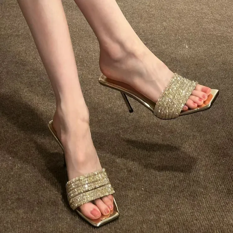 珍美雅家新款方头银色水钻细跟一字带凉鞋仙女风露趾高跟凉拖鞋女