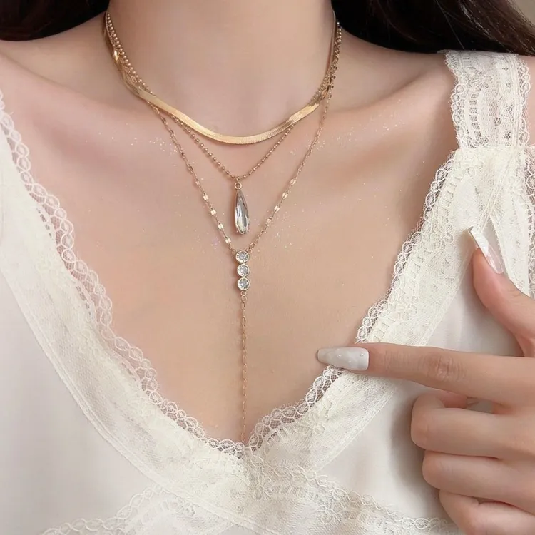 中古多层金色爆闪水滴流苏项链女高级感轻奢小众叠戴潮百搭毛衣链