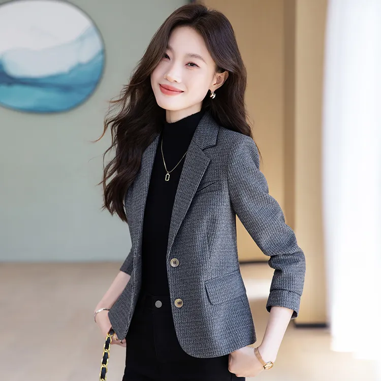 小个子西装女外套秋冬款修身显瘦气质百搭休闲两粒扣小西服女外套