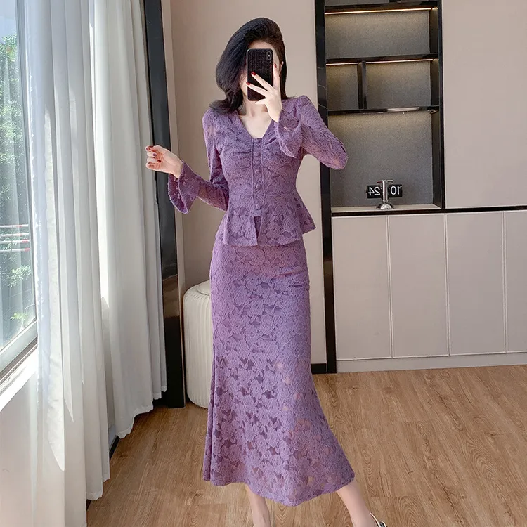 新款领喇叭袖时尚上衣鱼尾半身裙时髦两件套套装