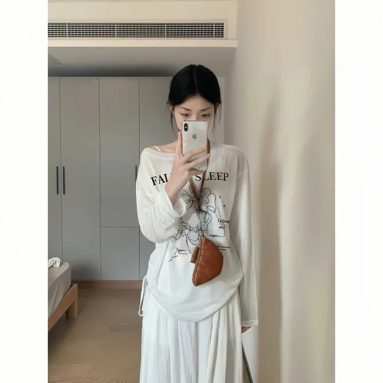 长袖白色防晒罩衫宽松慵懒风t恤女夏季百搭印花时尚气质斜领上衣 