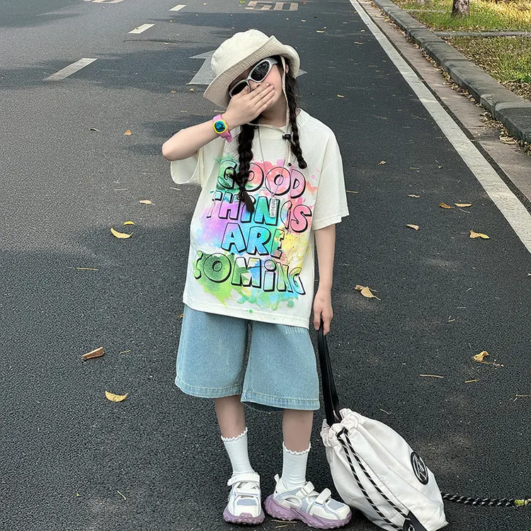 独特洋气时髦女童装夏季2025新款女孩短袖短裤两件套儿童夏装套装