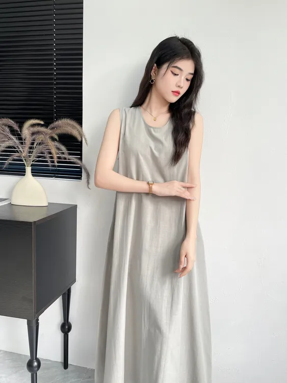 天然棉麻圆领连衣裙气质法式无袖长裙休闲百搭宽松显瘦A字裙纯色