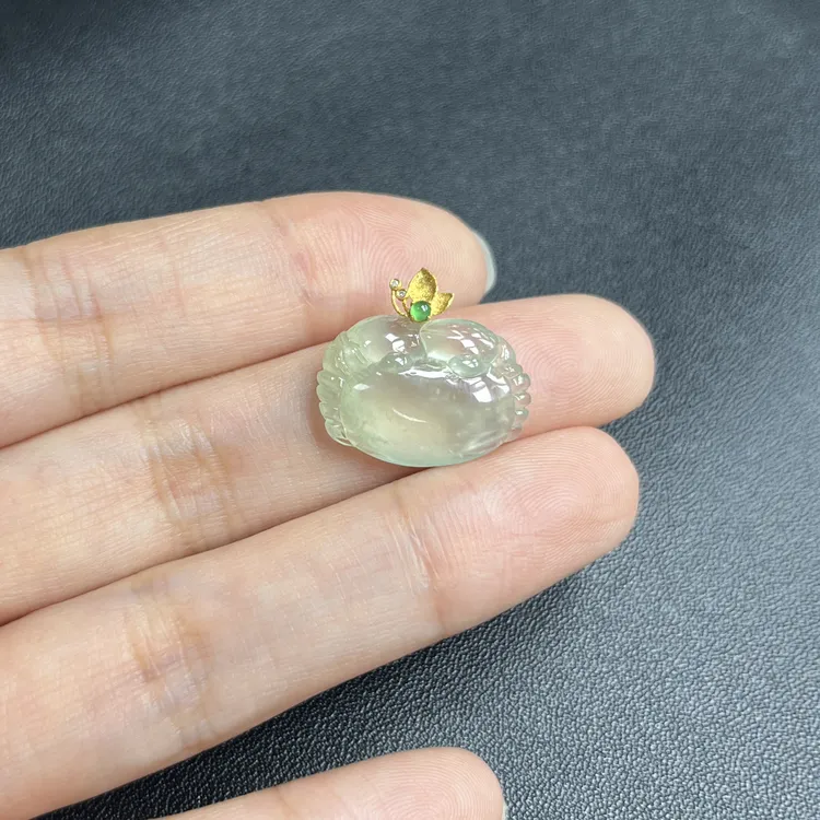 于于珠宝-天然A货缅甸翡翠冰种晴水螃蟹玉石吊坠13.4×18.9×5.3