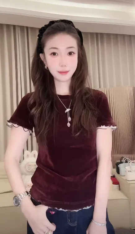 DEDM•STUDIO/精致感显瘦休闲植绒圆领短袖上衣T恤2508TX/82227