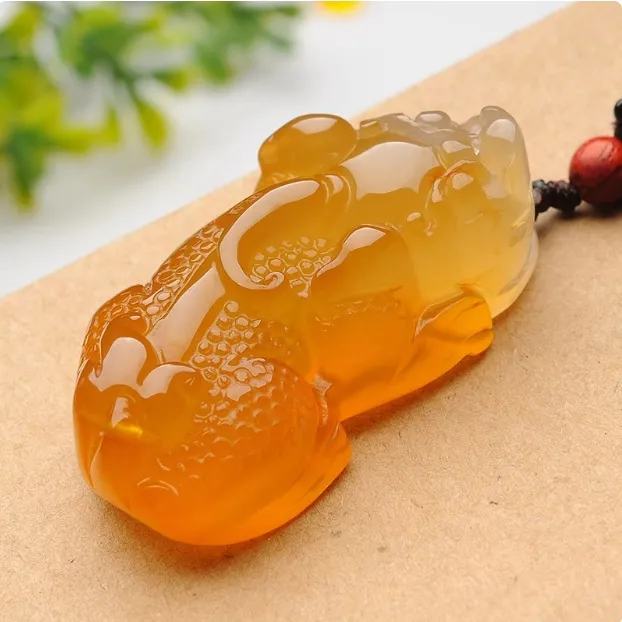 天然冰种玉髓黄貔貅吊坠男大气挂件玉石项链玉坠护身女玉佩小众