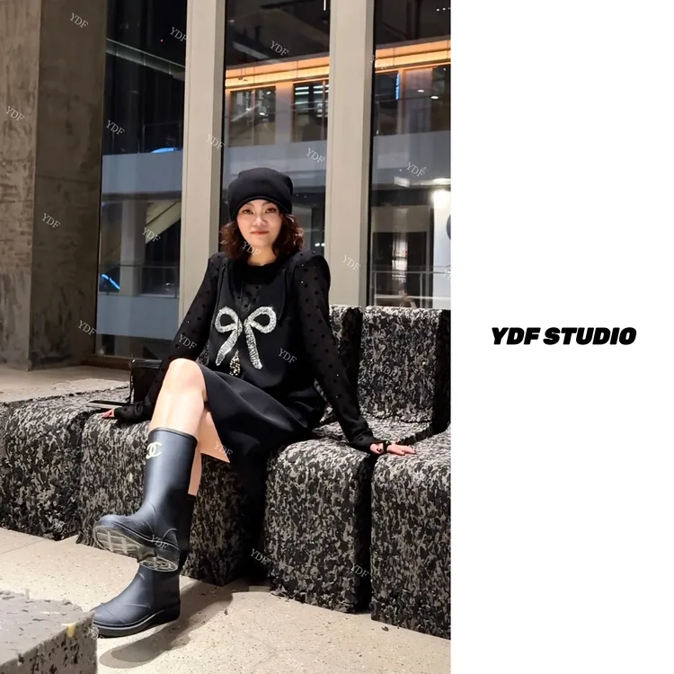 YDFSTUDIO小众【爱丁堡】欧货高品早秋内搭上衣+蝴蝶结背心裙套装