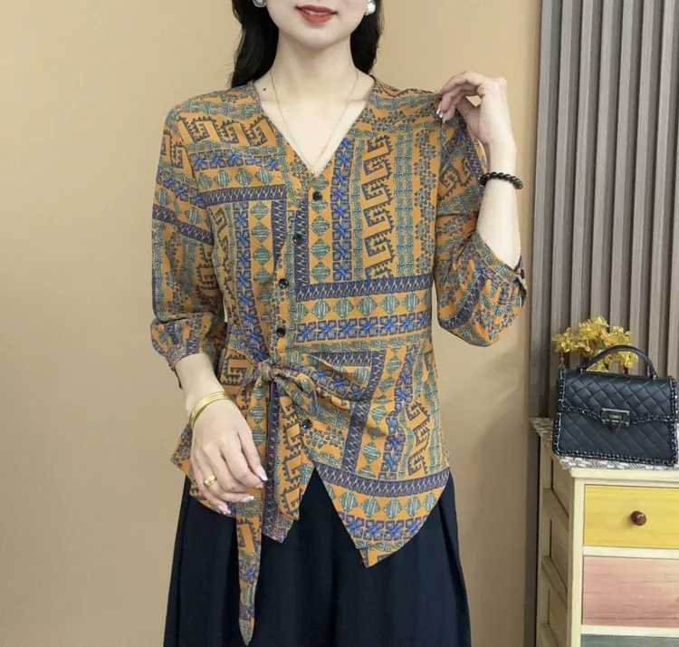2025夏季新款时尚不规则洋气七分袖气质百搭V领显瘦开衫上衣25819