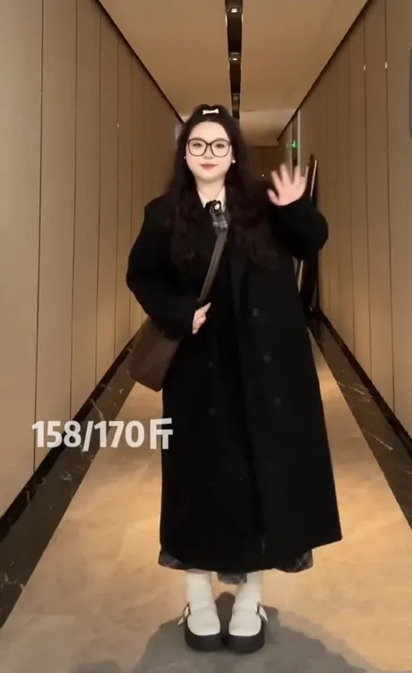 大码毛呢大衣秋冬韩系加厚毛呢外套