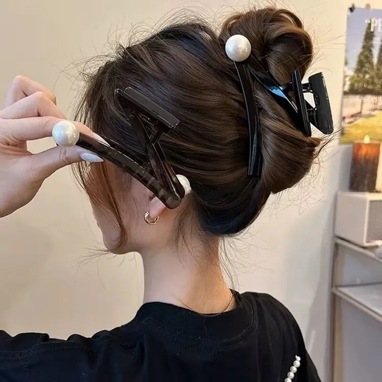 高质量珍珠鲨鱼夹发量多抓夹女高级感2025新款大号气质发夹后脑勺