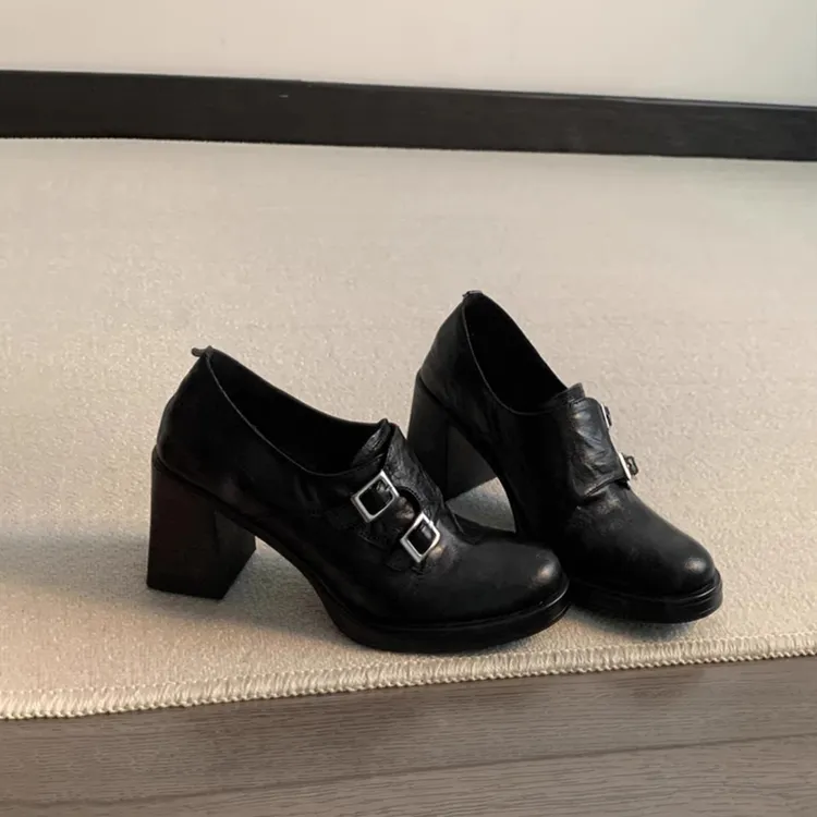 牛皮版~复古圆头皮带扣高跟乐福鞋百搭英伦小皮鞋女深口粗跟单鞋