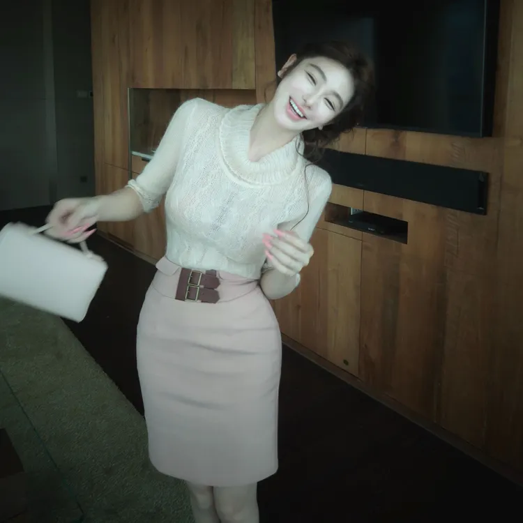 WW定制「心动日常」显瘦气质网红时尚包臀法式小众设计上衣半裙套装