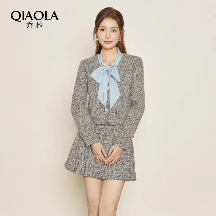 QIAOLA/乔拉【南法印象】秋冬季小香风梭织假两件绑带时尚套装预售