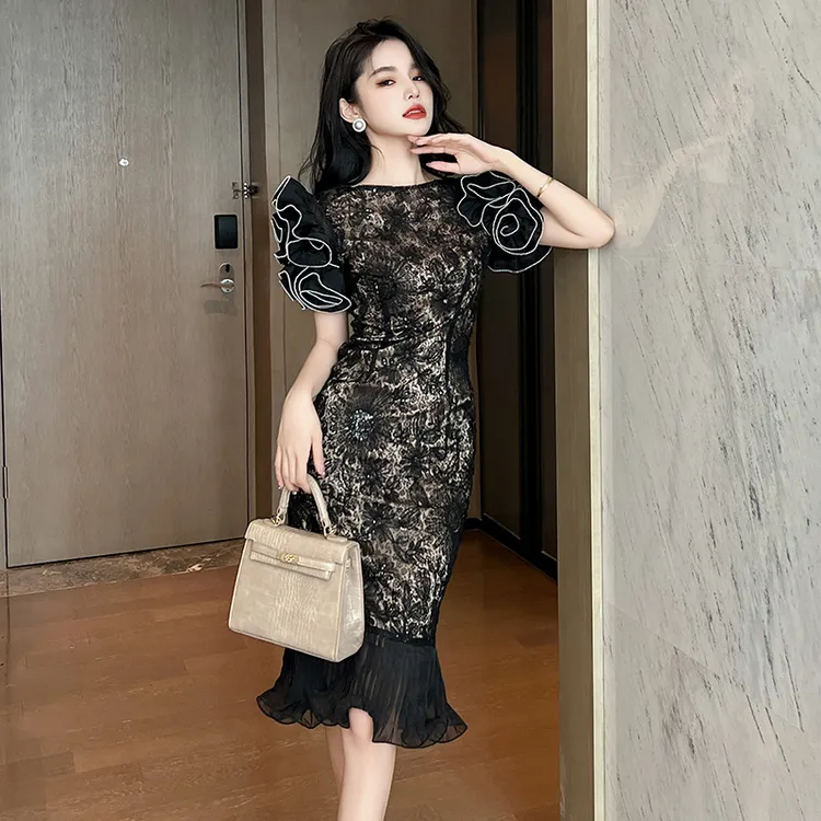 收腰蕾丝鱼尾连衣裙女2025小众轻奢礼服修身包臀名媛女装10772