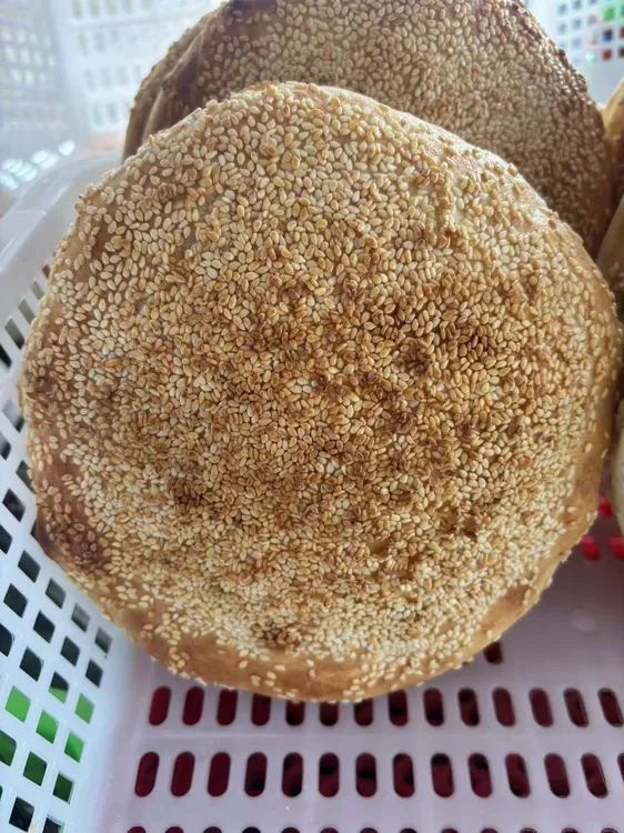 现做现发河南传统老式手工吊炉烧饼老面制作甜味原味芝麻外酥里嫩