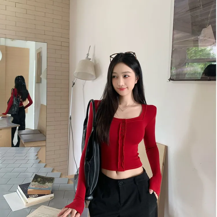 精品绒！设计款扣子纯欲方领加绒磨毛秋冬修身显瘦短款长袖上衣女