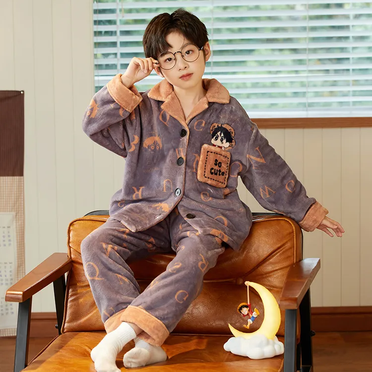 秋冬新款儿童珊瑚绒睡衣男童加厚保暖套装青少年男孩法兰绒家居服