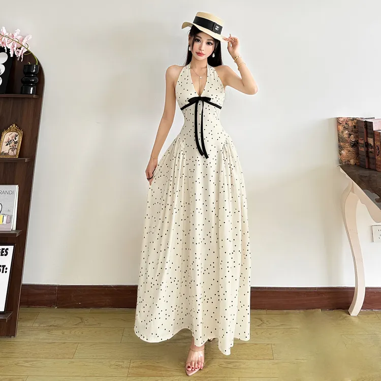 Malou法式优雅淑女蝴蝶结显瘦性感挂脖连衣裙女波点长裙K25D76280