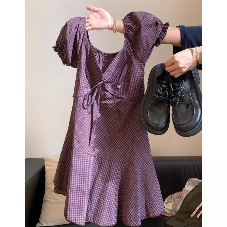 复古法式性感V领系带泡泡袖茶歇连衣裙女夏季纯欲风格纹短裙子潮